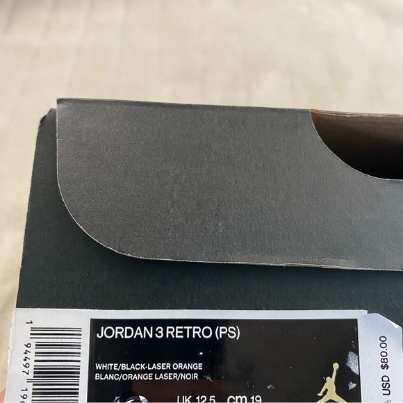 Jordan 3 Retro Laser Orange White Sneakers with Iconic Design Kids (PS) - Picture 11 of 12